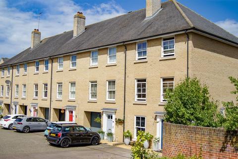 4 bedroom townhouse for sale, Qwysson Avenue, Bury St. Edmunds