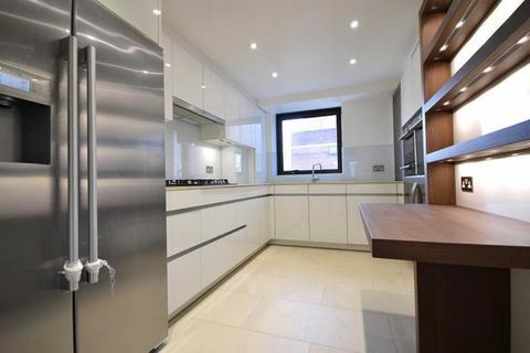 3 bedroom apartment for sale, Prince Regent Court, Avenue Road, St John's Wood, London, NW8