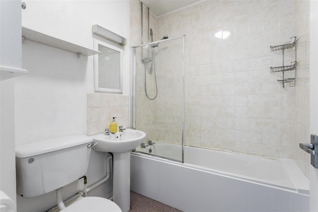 Flat 4, 30 Buckingham Street-15.jpg