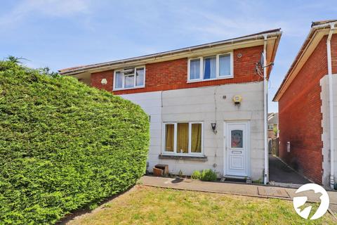 29 Pitfield Crescent, London, SE28 8RG