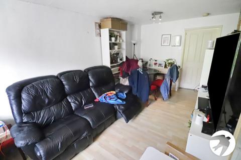 29 Pitfield Crescent, London, SE28 8RG