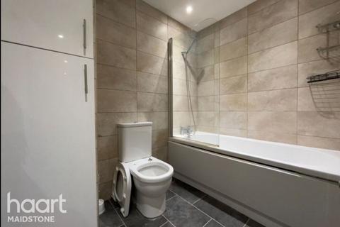 1 bedroom apartment to rent, Bank Street, Maidstone