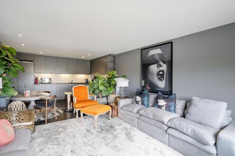 2 bedroom flat for sale, Hereford Road, London, W2