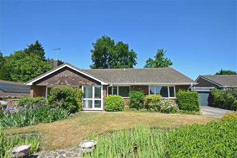 Redwood, 2 Bunbury Close, Storrington, Pulborough, RH20 3PN