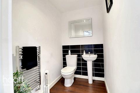 38 Whitworth Avenue, Romford, RM3 7GP