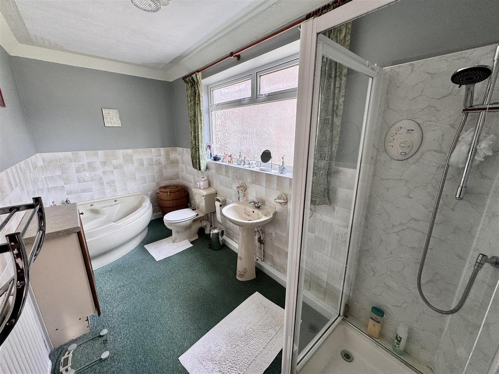 Downstairs Bathroom