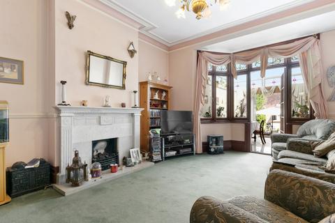 undefined, Ravensbourne Park, SE6