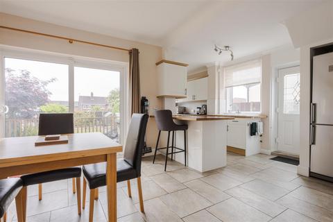 242 Ashby Road, Scunthorpe, DN16 2AR