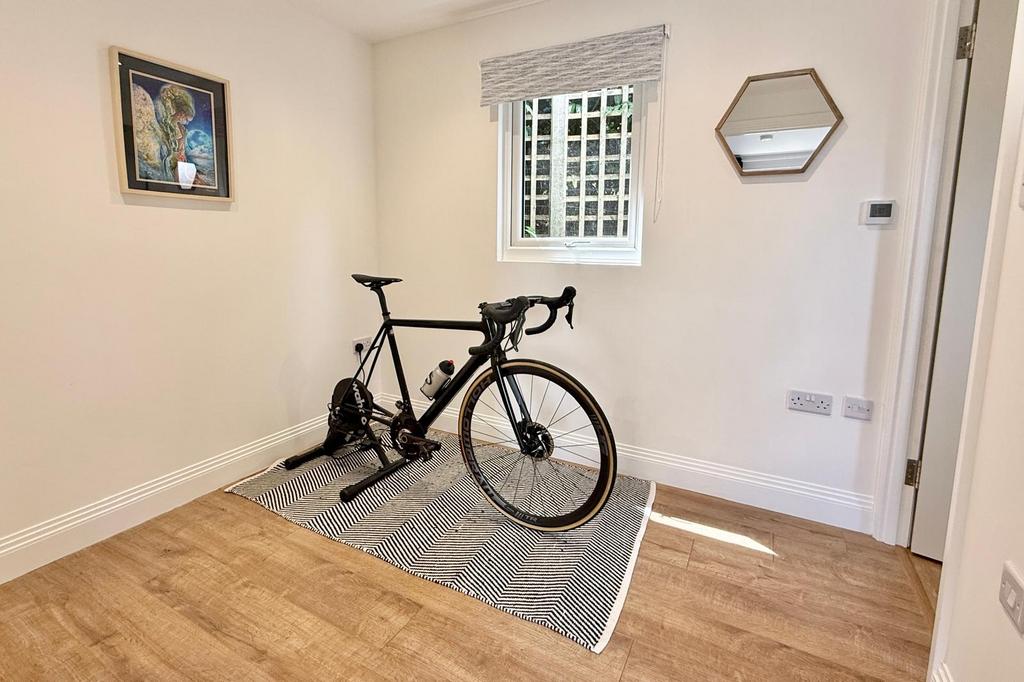 Ancillary bedroom
