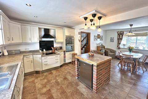 undefined, Danehurst New Road, Tiptoe, Lymington, Hampshire, SO41