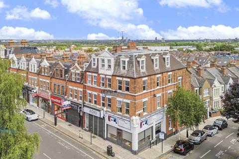 Tottenham Lane, London N8