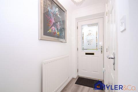 5 bedroom detached house for sale, Buchanan Close, Widnes, WA8