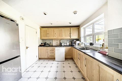 Glendevon Close, HA8