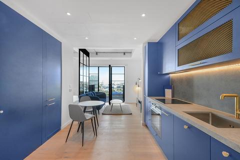 Studio for sale, Orchard Place London E14
