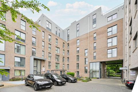 Manor Road, West Ealing, London, W13