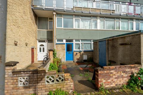 3 bedroom ground floor maisonette to rent, Walpole Gardens, Norwich, Norfolk, NR2