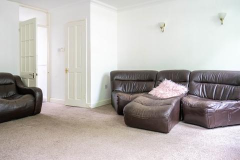 3 bedroom ground floor maisonette to rent, Walpole Gardens, Norwich, Norfolk, NR2