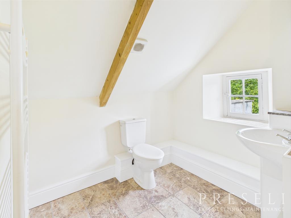 Upstairs bathroom