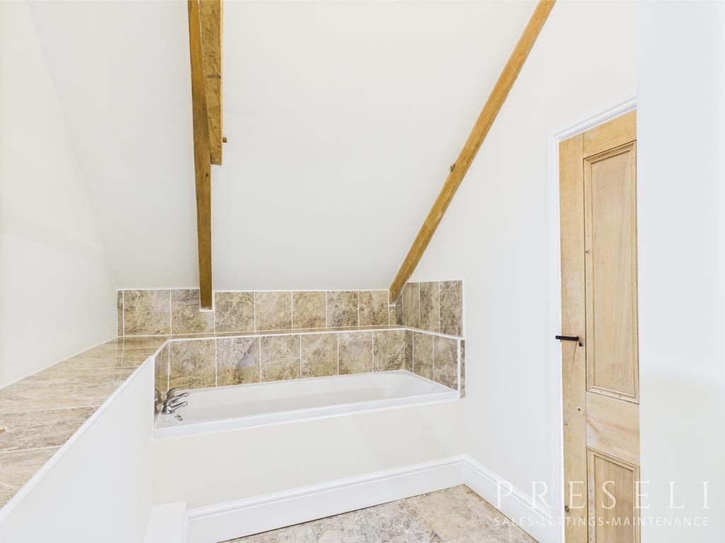 Upstairs bathroom
