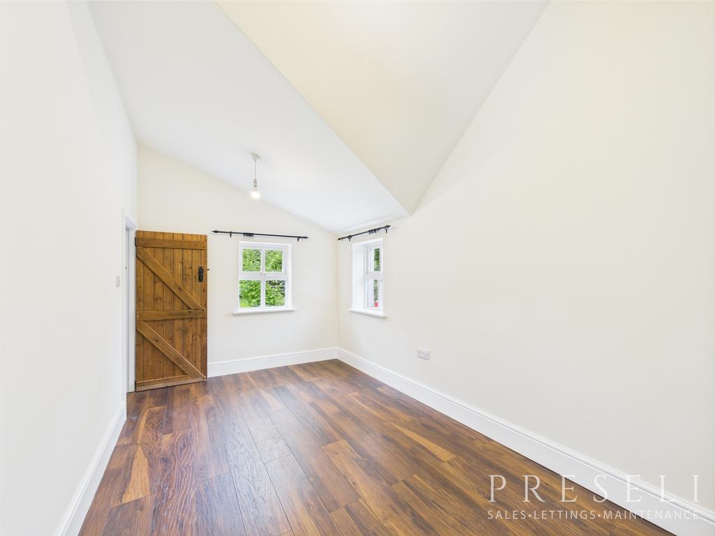 Downstairs bedroom