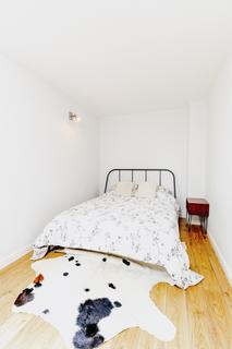 2p Fair A Far, Edinburgh, EH4 6QD