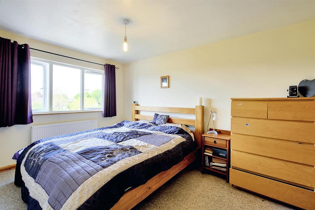 Bedroom 1.jpeg