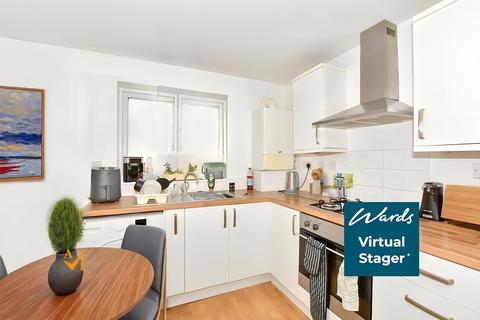 2 bedroom ground floor flat for sale, Bradstone Avenue, Folkestone, Kent