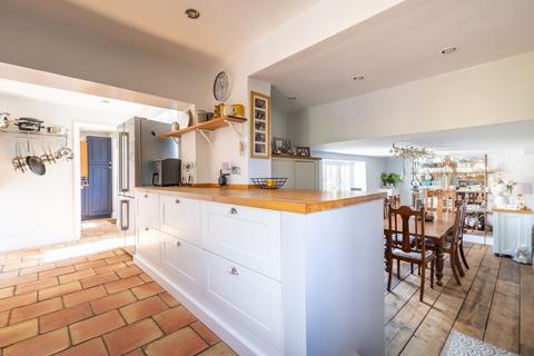 4 bedroom manor house for sale, Middleton