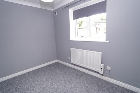 14 Emmeline Close, Bradford, BD10 9RF