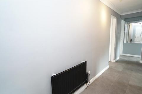 14 Emmeline Close, Bradford, BD10 9RF