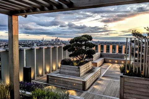 undefined, Manhattan Loft Gardens, International Way, London, E20