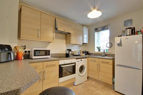 2 bedroom terraced house for sale, Avocet Close, Hornsea