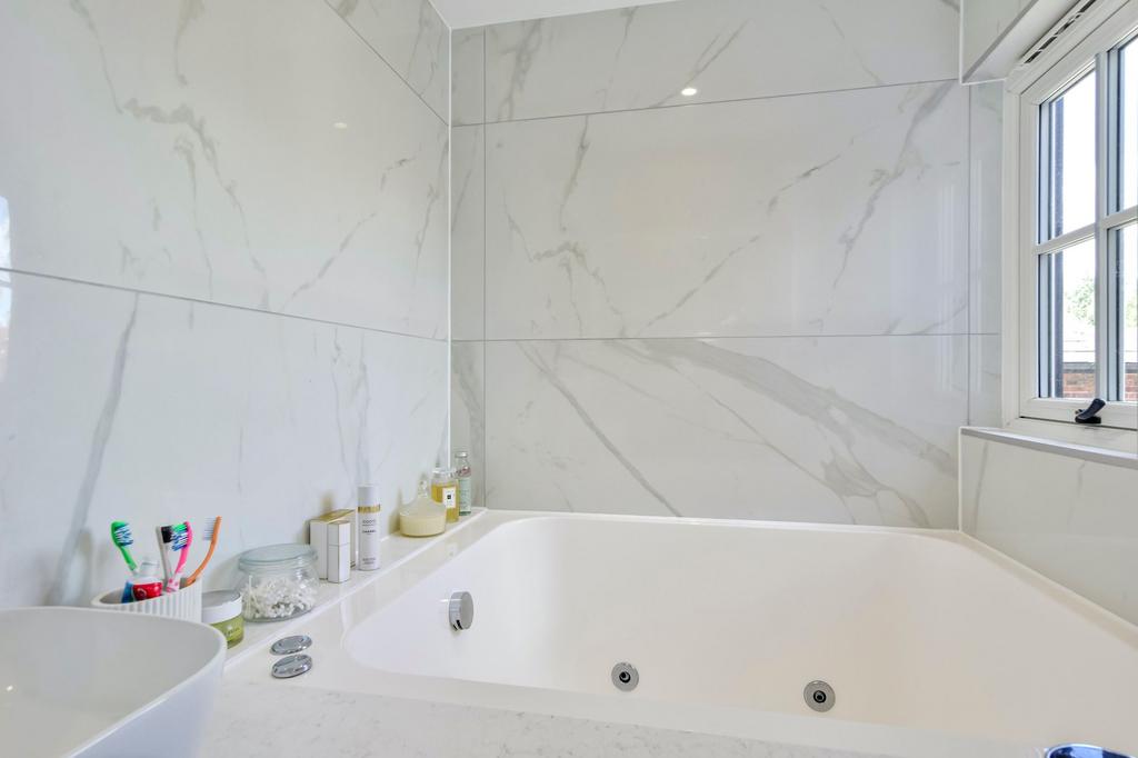 En-Suite View 2