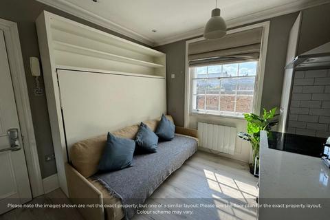 Studio to rent, Gloucester Place, London NW1