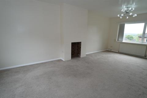 3 bedroom semi-detached house to rent, Summerbridge Drive, Eccleshill, Bradford