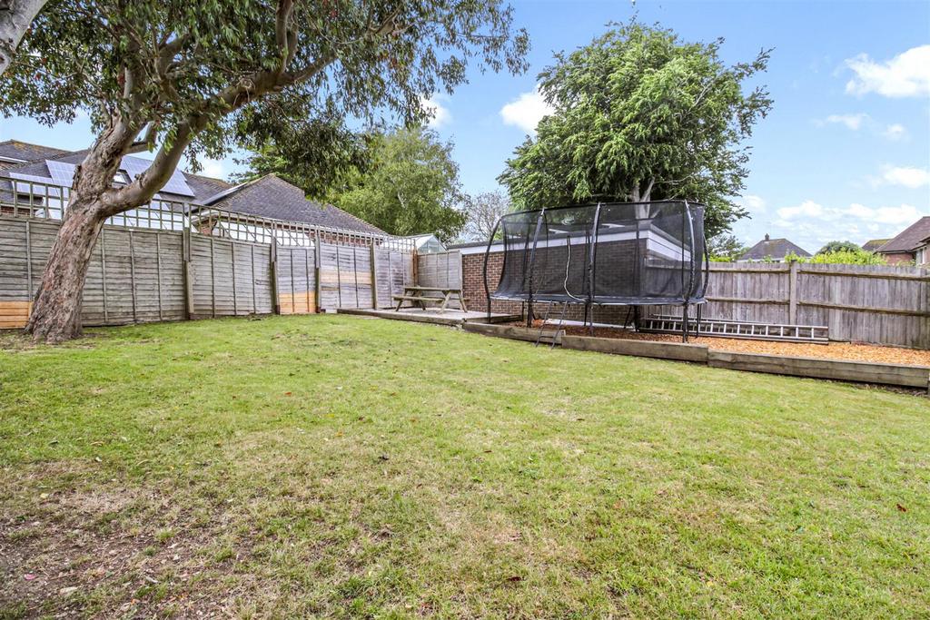 Broadview Gardens 12 021.JPG