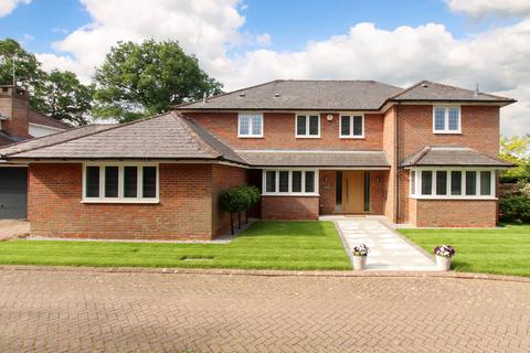 undefined, Lane End, Berkhamsted HP4