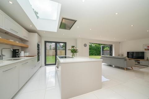 undefined, Lane End, Berkhamsted HP4