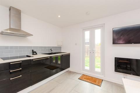 4 Wadard Terrace, Swanley, BR8 8DZ