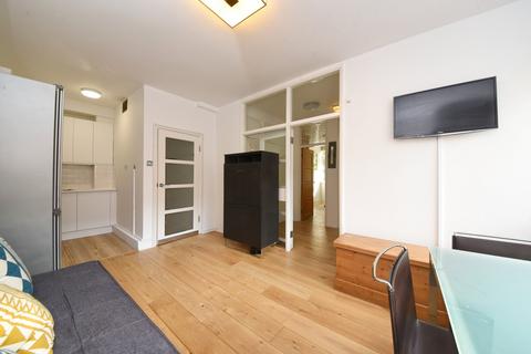 Flat 126, Clare Court Judd Street, London, WC1H 9QR