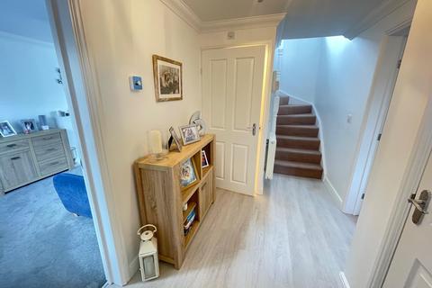 3 bedroom terraced house for sale, The Garrards, Kesgrave IP5