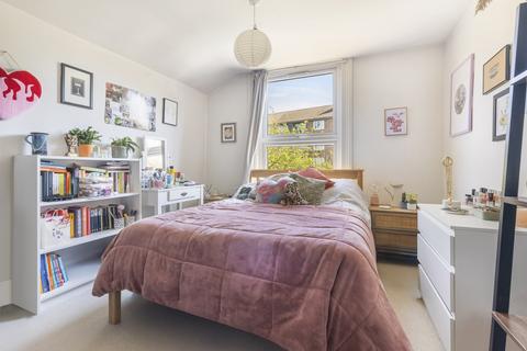 45 Relf Road, London, SE15 4JT