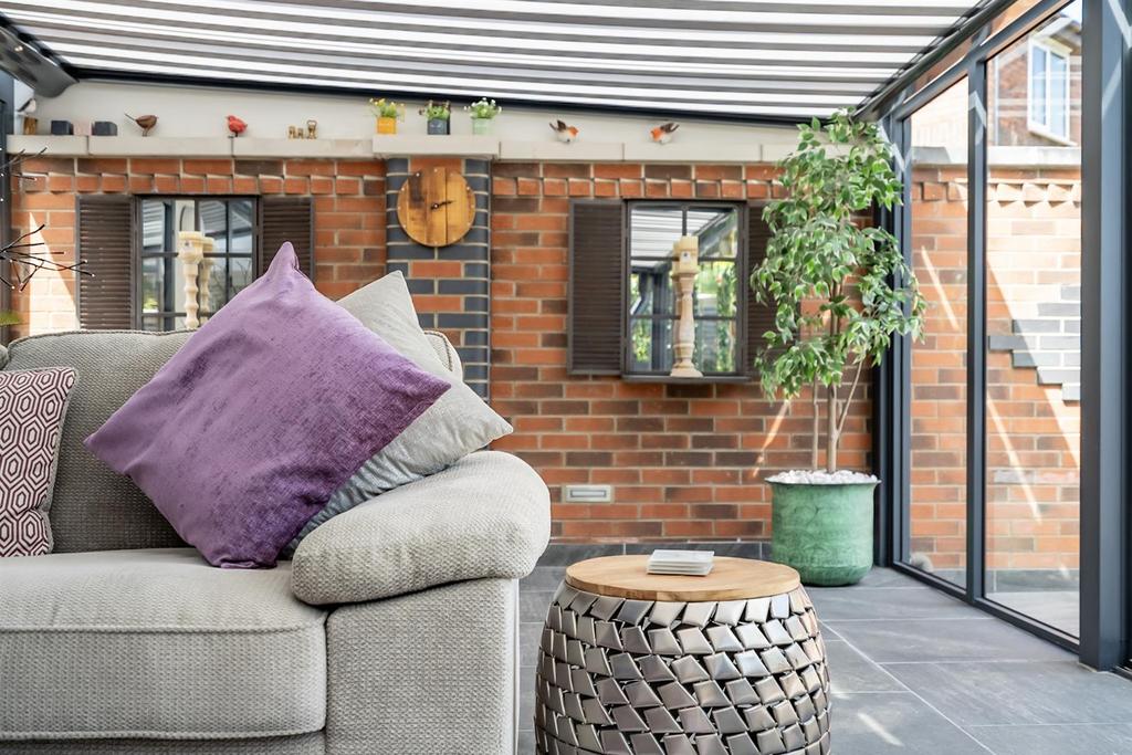 Garden room