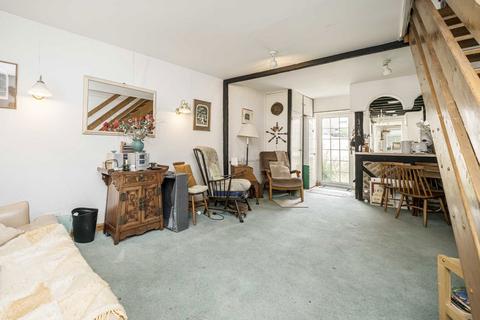 undefined, Tudor Road, Hampton TW12