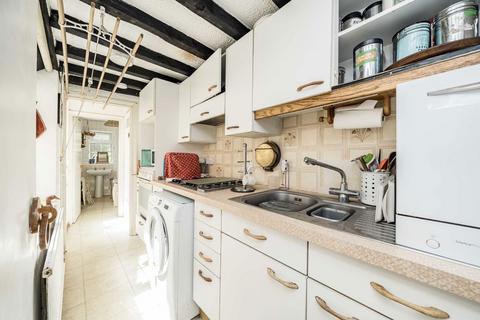 undefined, Tudor Road, Hampton TW12
