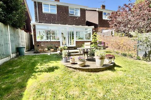 24a Roebuck Road, Rochester, ME1 1UE