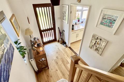 24a Roebuck Road, Rochester, ME1 1UE