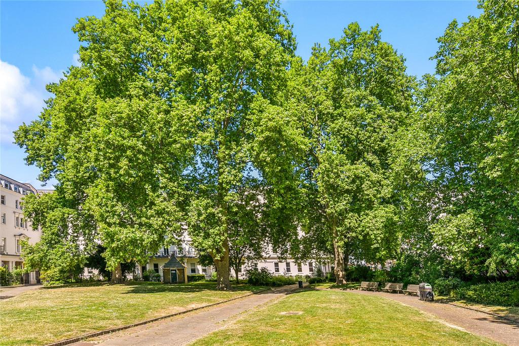 Bessborough Gardens