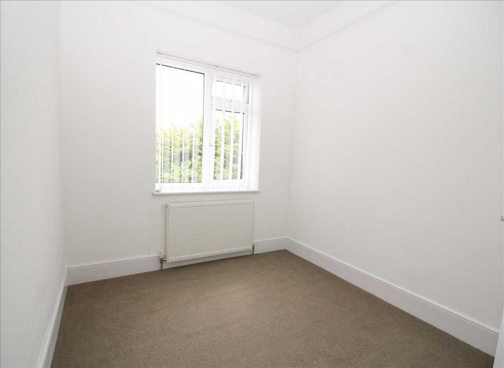 Bedroom ( rear)