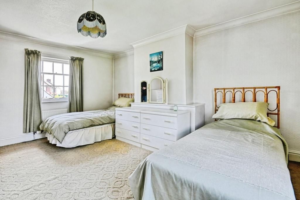 Glascotecottage21.jpg
